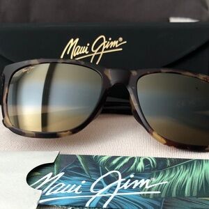 Maui Jim Pehu Tokyo Tortoise Sunglasses, New with case